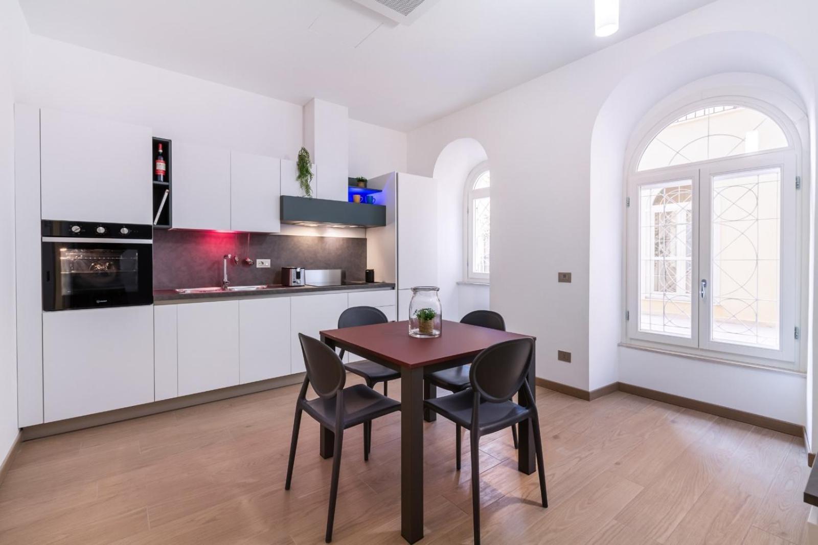 Exclusive In The Centre Of 203 Appartamento